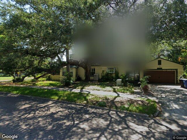 106 25th ave ne, saint petersburg,  FL 33704