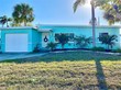 15808 3rd st e, redington beach,  FL 33708