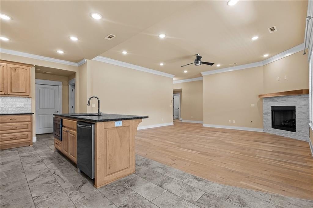 14873 tikaani dr, siloam springs,  AR 72761