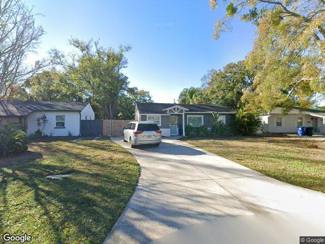 232 42nd ave ne, saint petersburg,  FL 33703