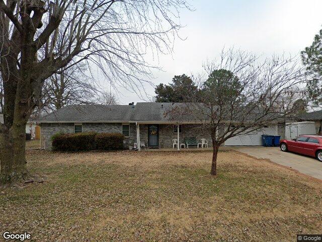 2110 se 16th st, bentonville,  AR 72712