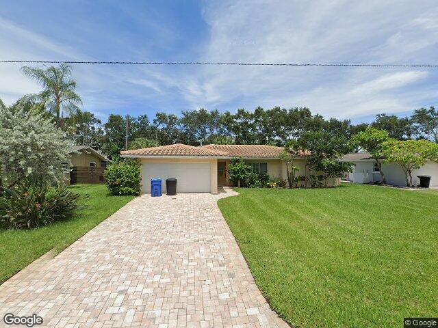 1755 georgia ave ne, saint petersburg,  FL 33703