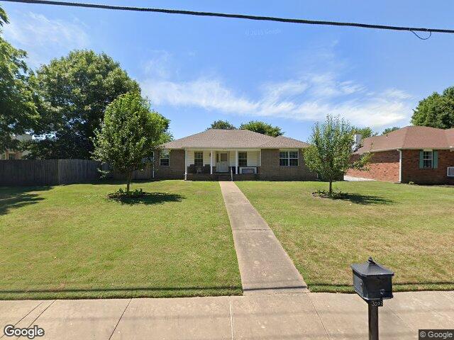 3103 nw 3rd st, bentonville,  AR 72712