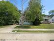 21756 shakespeare ave, eastpointe,  MI 48021