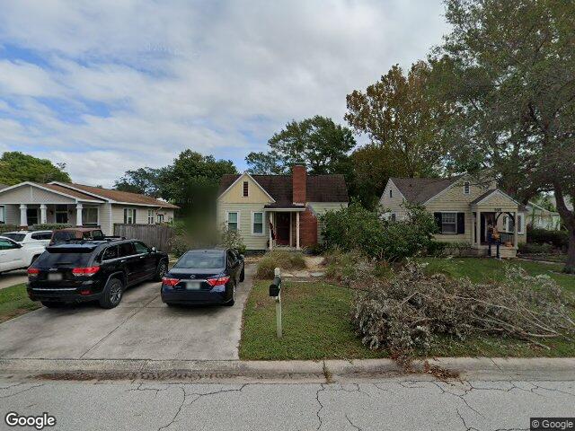943 queen st n, saint petersburg,  FL 33713