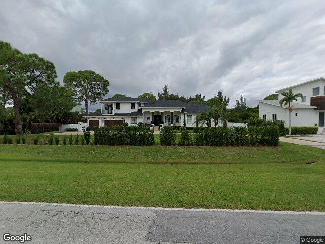 9050 san martin blvd ne, saint petersburg,  FL 33702