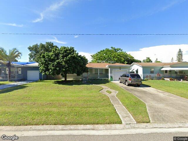 2425 36th ave n, saint petersburg,  FL 33713