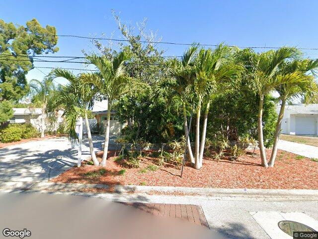 9665 2nd st n, saint petersburg,  FL 33702