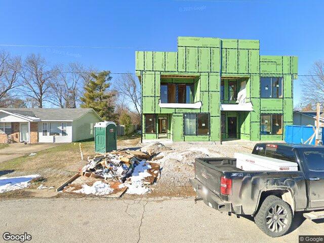 926 se g st, bentonville,  AR 72712