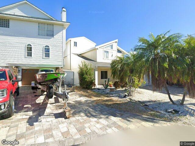 13111 boca ciega ave, madeira beach,  FL 33708