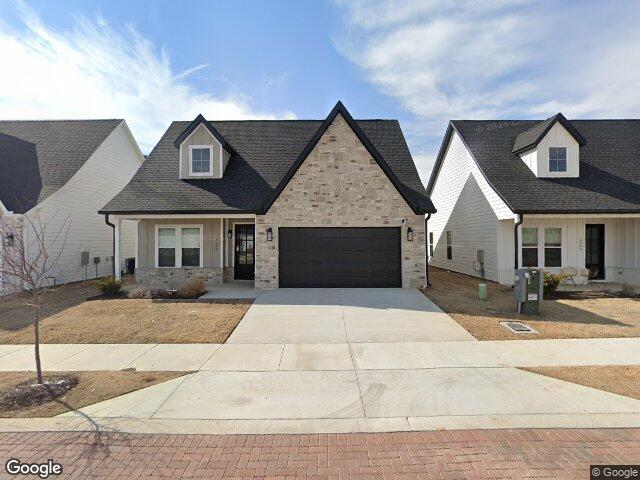 5902 s 41st st, rogers,  AR 72758