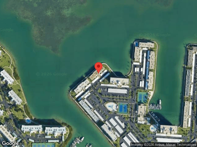 7910 sun island dr s #302
                                ,Unit Apt 302, south pasadena,  FL 33707