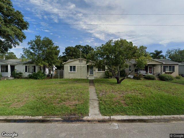 2435 37th ave n, saint petersburg,  FL 33713