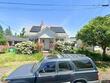 9233 se mitchell st, portland,  OR 97266
