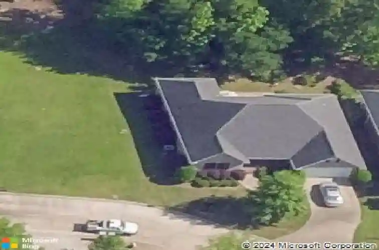 15 twin oaks pl, laurel,  MS 39440