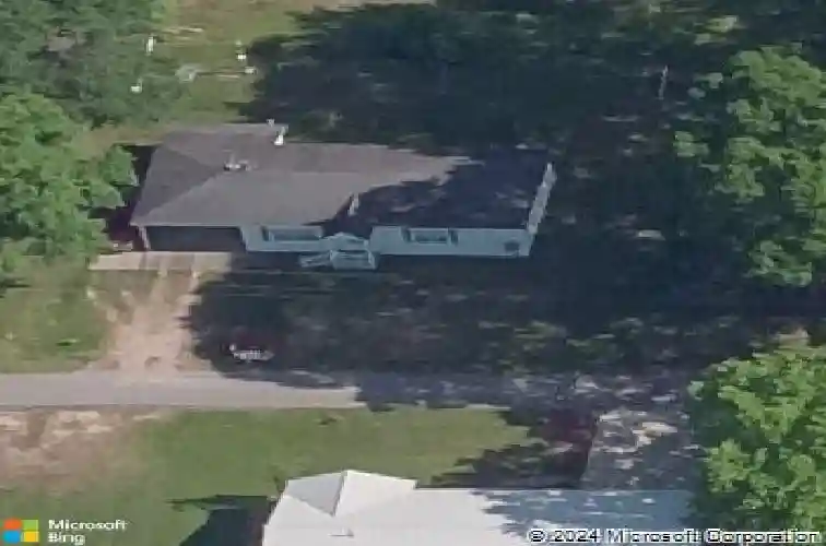 11 mays dr, laurel,  MS 39443