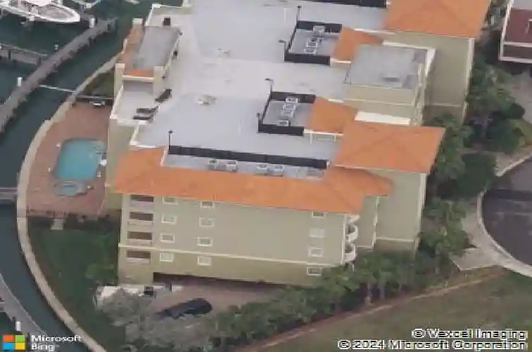 200 skiff pt #301
                                ,Unit Apt 301, clearwater beach,  FL 33767