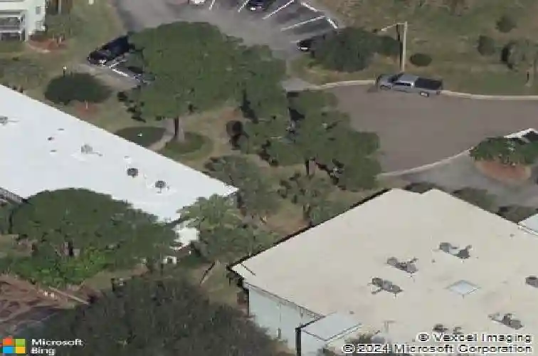 4901 38th way s, st petersburg,  FL 33711