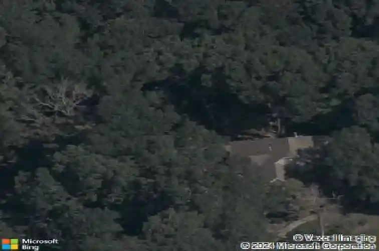 4 asheton st, bentonville,  AR 72712