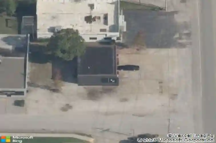 702 n 2nd st, rogers,  AR 72756