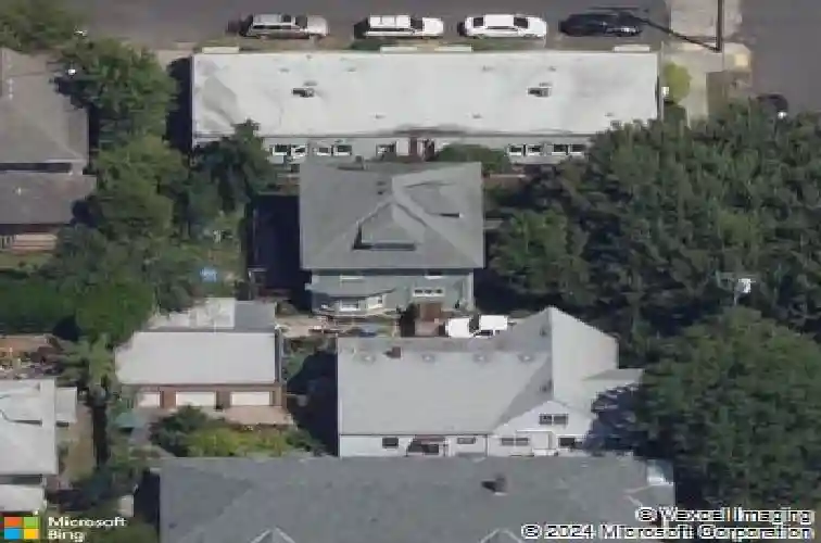 1115 se 28th ave, portland,  OR 97214