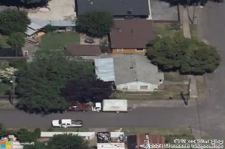 3235 se 69th ave, portland,  OR 97206