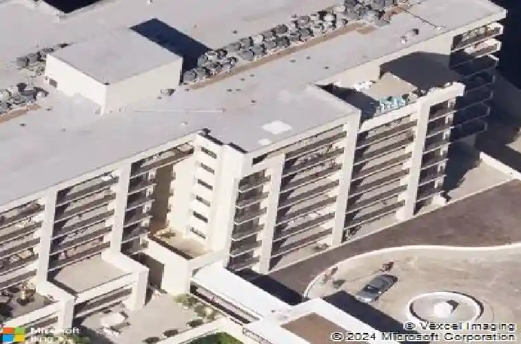 4 belleview blvd #305
                                ,Unit Apt 305, belleair,  FL 33756