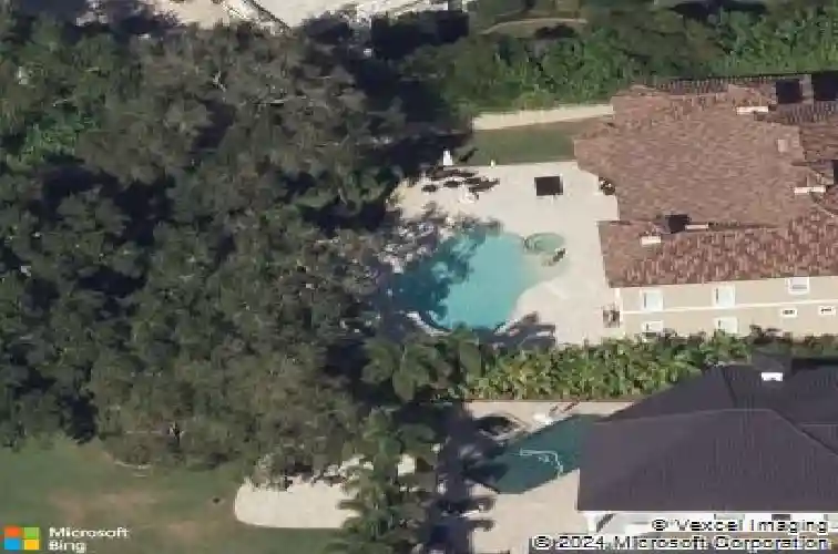 1600 magnolia rd, belleair,  FL 33756