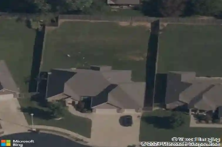 216 windsor ave, lowell,  AR 72745