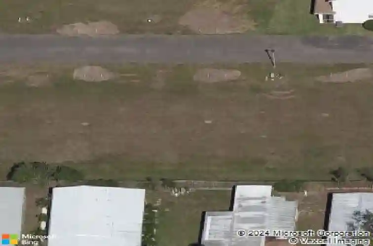 5300 neil dr, saint petersburg,  FL 33714