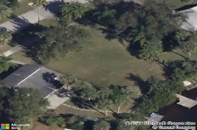 56 inness dr, tarpon springs,  FL 34689