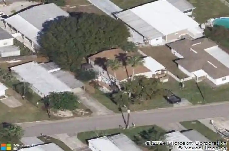 711 driftwood ln, tarpon springs,  FL 34689