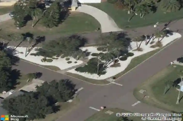 2nd street e, st petersburg,  FL 33708