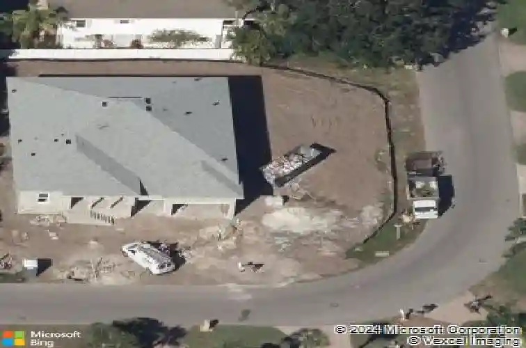 107 8th st e, saint petersburg,  FL 33715