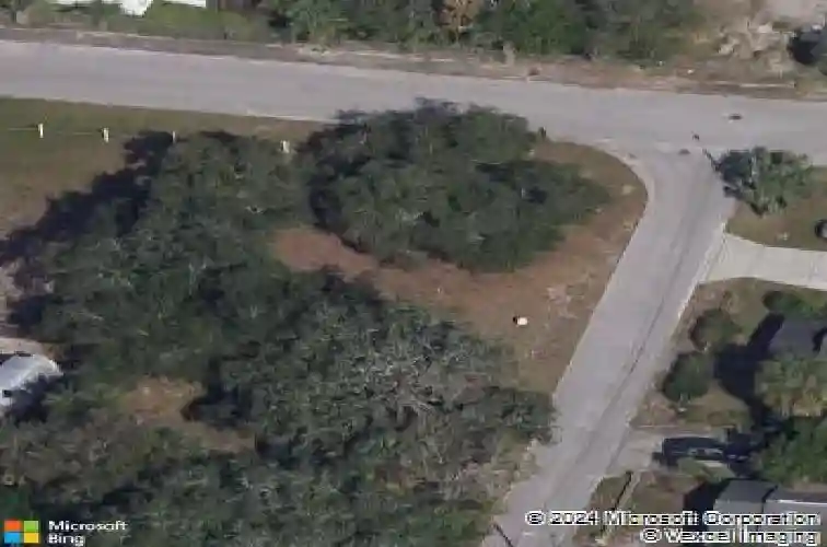 acacia street, tarpon springs,  FL 34689