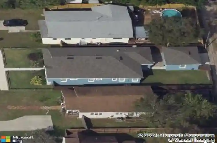 1011 queen st n, saint petersburg,  FL 33713