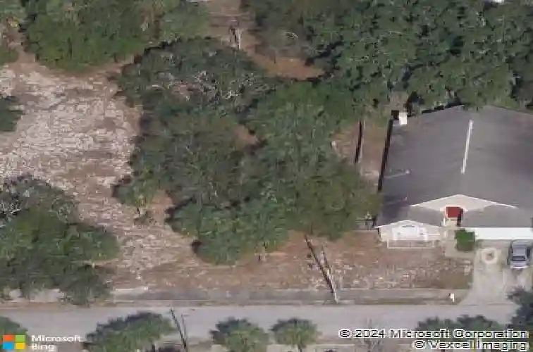 405 e boyer st, tarpon springs,  FL 34689