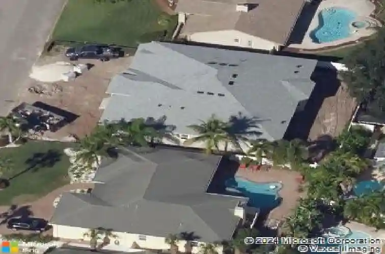 425 4th ave n, tierra verde,  FL 33715