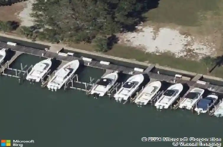 5814 skimmer point blvd s, saint petersburg,  FL 33707