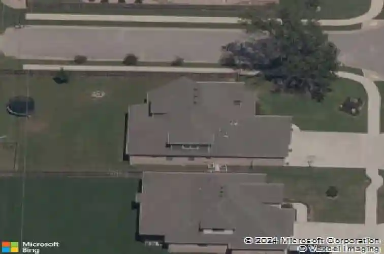 100 sw highland rd, bentonville,  AR 72712