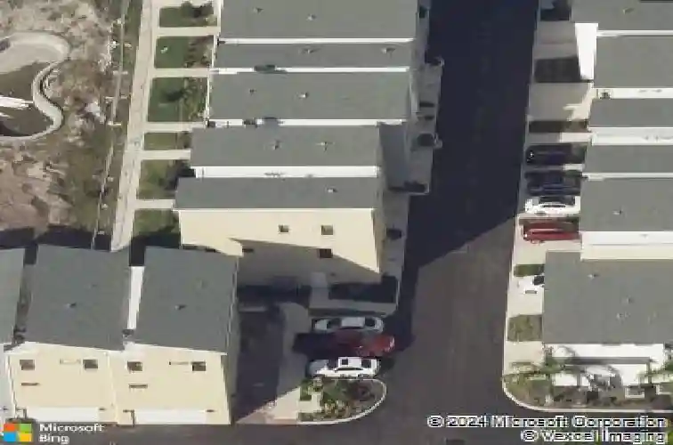 1182 25th way n, saint petersburg,  FL 33713