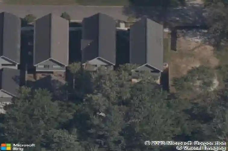 218 se 7th st, bentonville,  AR 72712