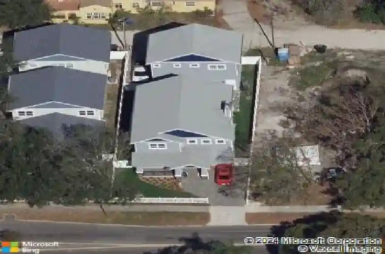 2725 13th ave n, saint petersburg,  FL 33713