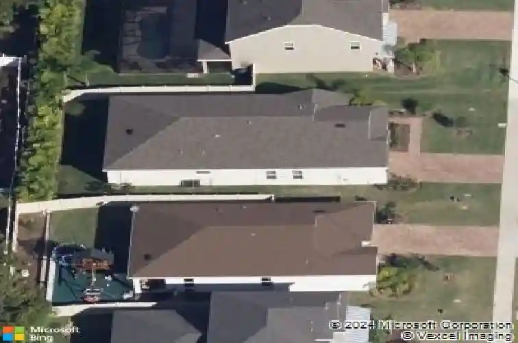 747 w bayshore dr, tarpon springs,  FL 34689