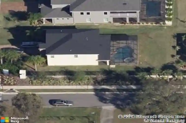 726 w bayshore dr, tarpon springs,  FL 34689