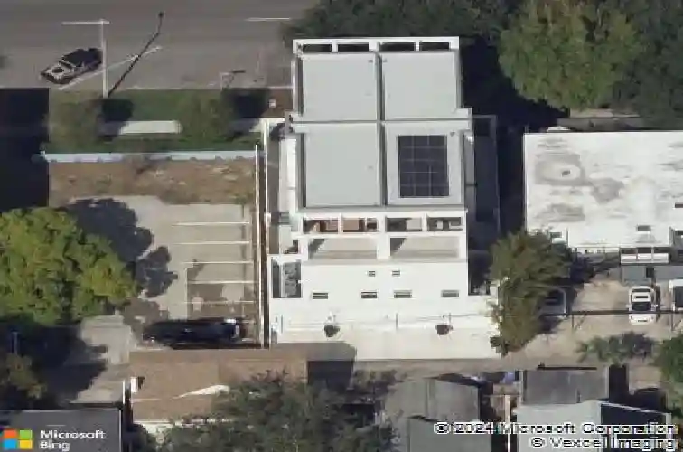 536 4th ave s
                                ,Unit 2, saint petersburg,  FL 33701