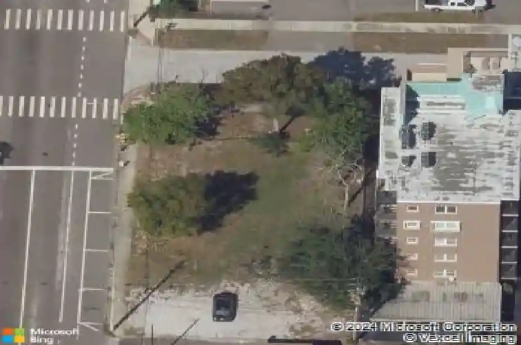 237 8th street n, st petersburg,  FL 33701