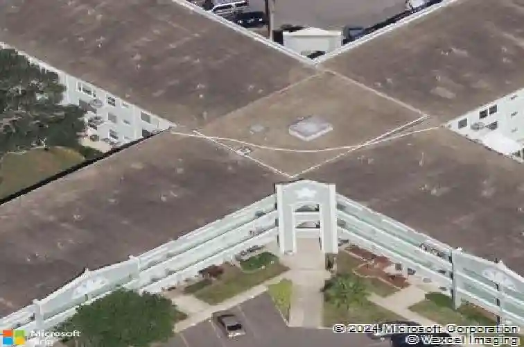 2257 world parkway blvd w, clearwater,  FL 33763