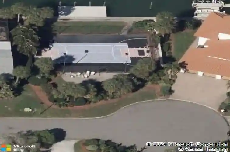 105 9th st e, saint petersburg,  FL 33715