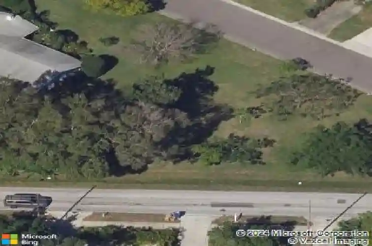 pineland avenue, belleair,  FL 33756